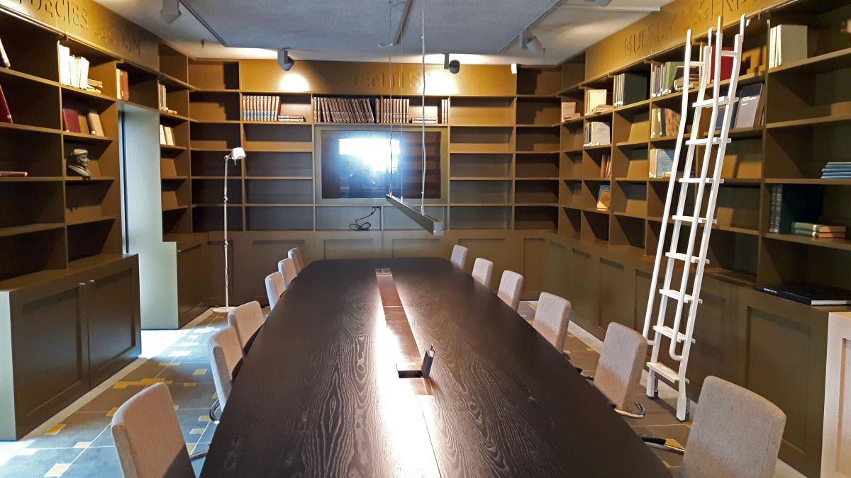 Interieur van vergaderruimte De Stijlkamer