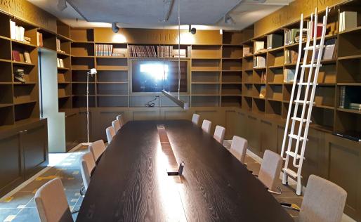 Interieur van vergaderruimte De Stijlkamer