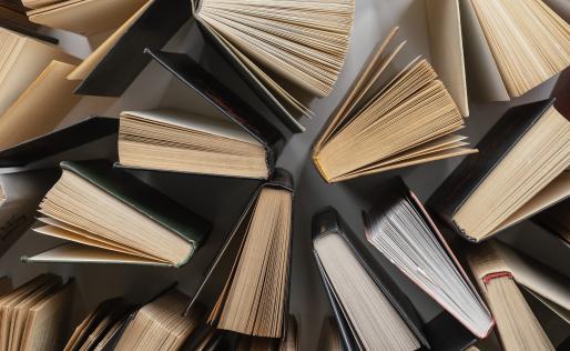 stapels boeken
